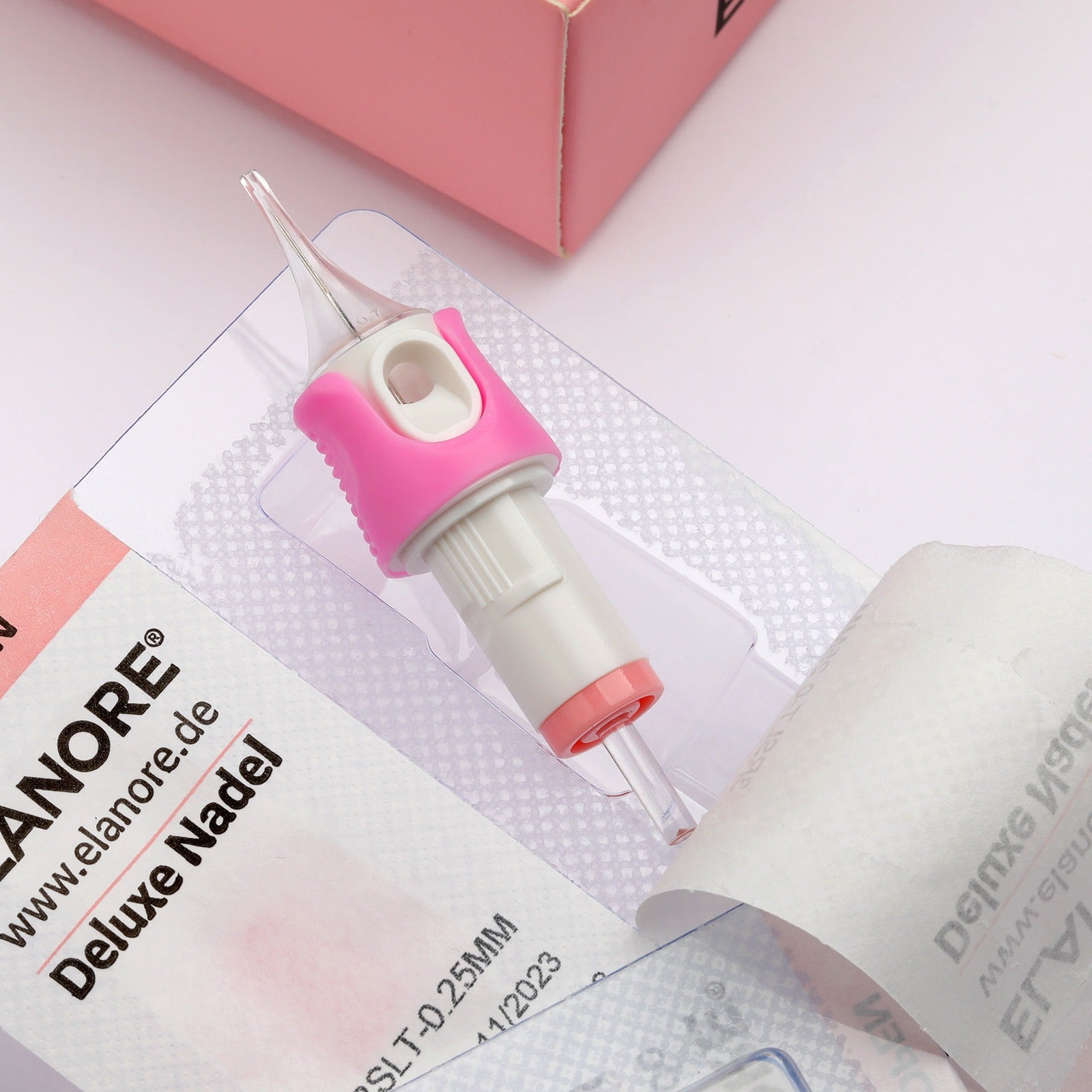 Deluxe ELANORE Nadel Soft - Universal